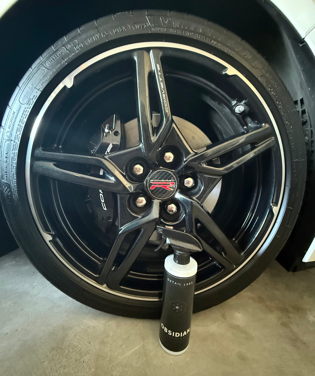 OBSIDIAN Ceramic-class tire dressing