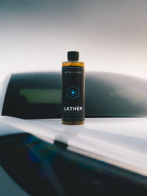 LATHER pH-neutral foam wash